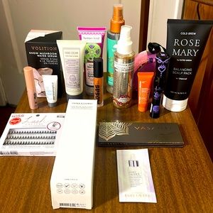 Cosmetics/ skin care  I’m selling in bulk . All brand new never used .